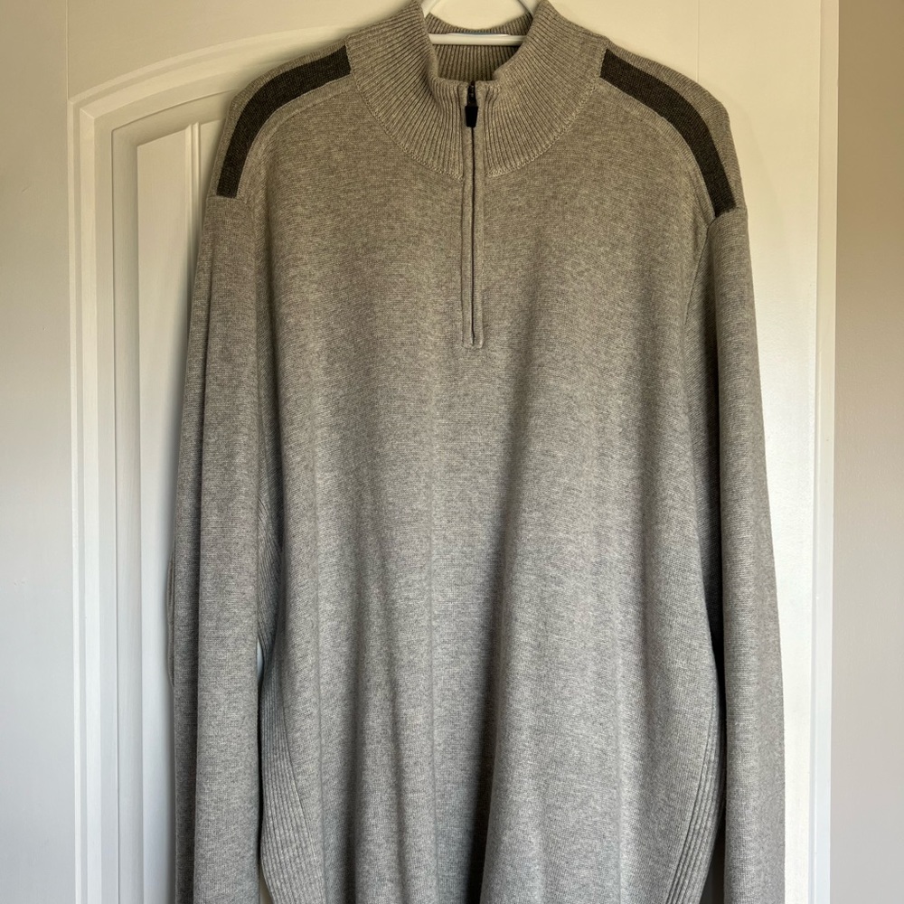 Men’s Eddie Bauer casual sweater